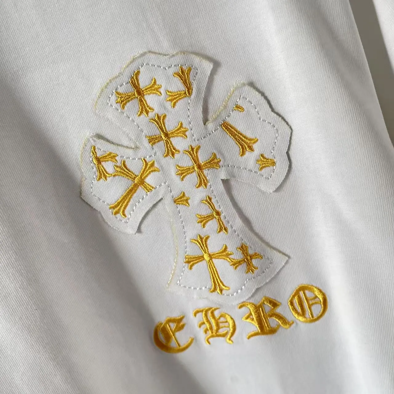 🅿️200 ch Cro* 2025 spring and summer new style Sanskrit horseshoe cross laser patch embroidery short-sleeved t-shirt custom fabric 300g same style for men and women Size: S M L XL XXL Five codes Color: black white